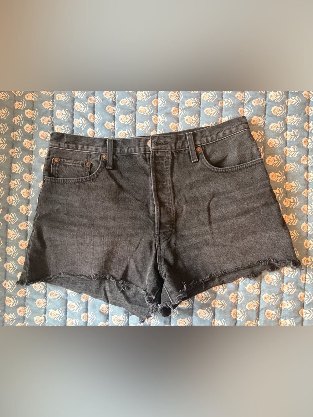 RE/DONE The Breezy Short Washed Black Size 31 Button Fly Denim Shorts - Picture 5 of 11